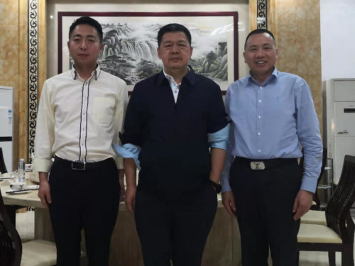 中紀(jì)委國(guó)際合作局郭松江局長(zhǎng)、人民日?qǐng)?bào)社馬海濤副總編親臨大道視察指導(dǎo)